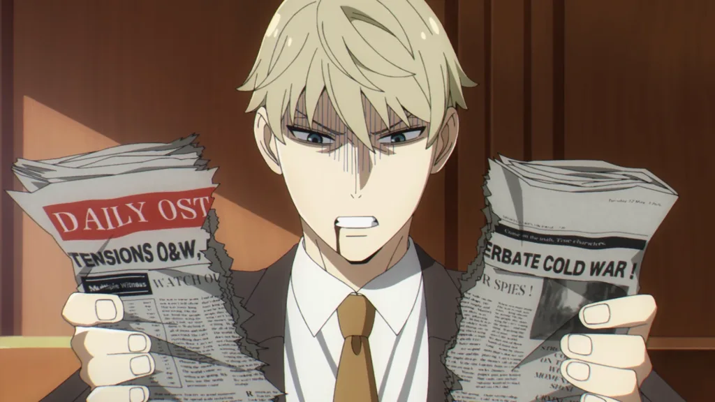 Close do Loid segurando jornal rasgado em SPY x FAMILY.