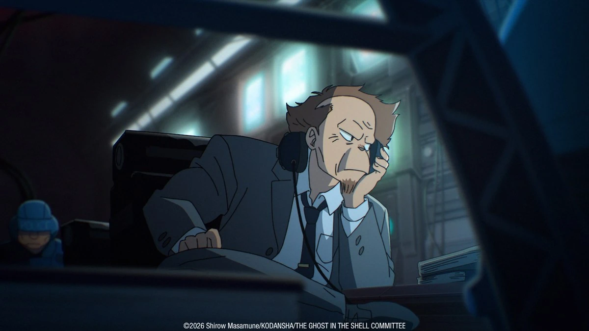 Homem em um ambiente industrial ligado ao universo tecnológico de Ghost in the Shell