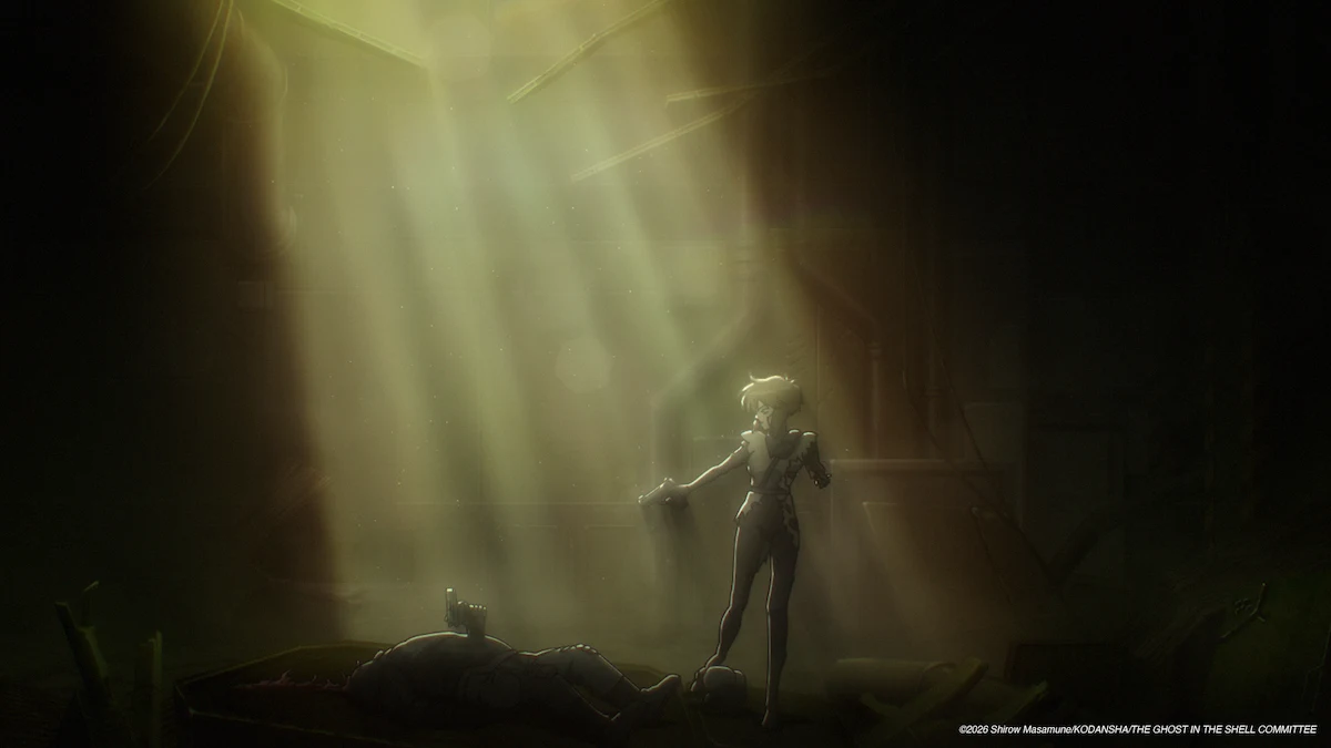 Motoko Kusanagi em uma área industrial escura no episódio 6 de Ghost in the Shell de 2026