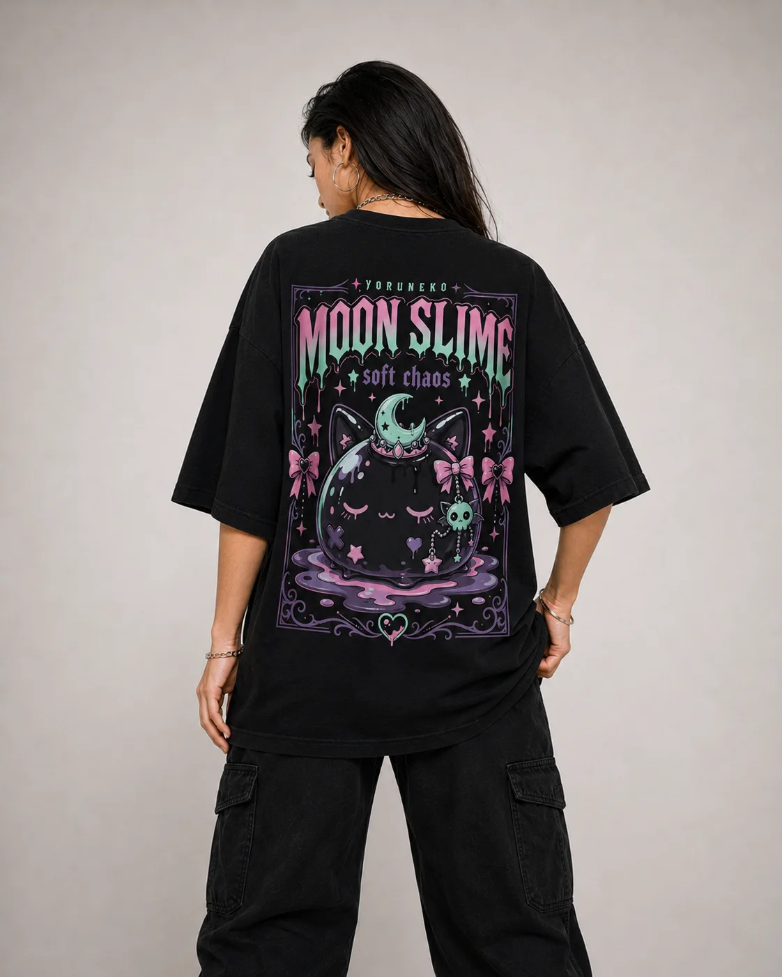 Camiseta Oversized Moon Slime